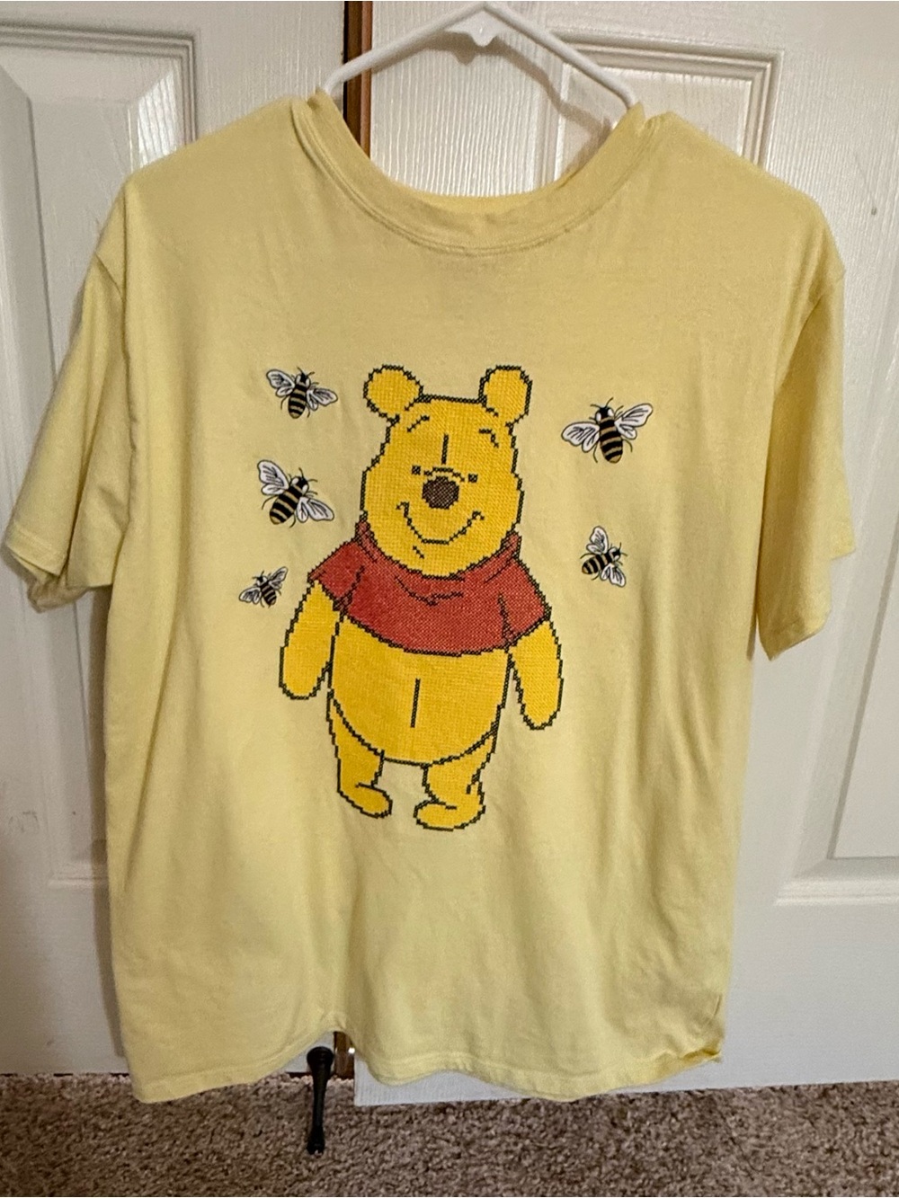 Freeze Disney Winnie the Pooh Yellow Graphic Tee Large